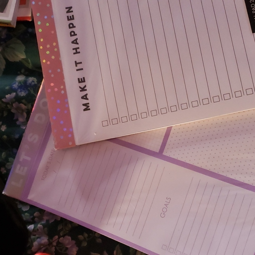 2 pack legal pad.